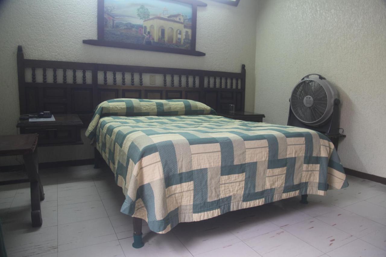 Hotel Iberia Córdoba Kamer foto